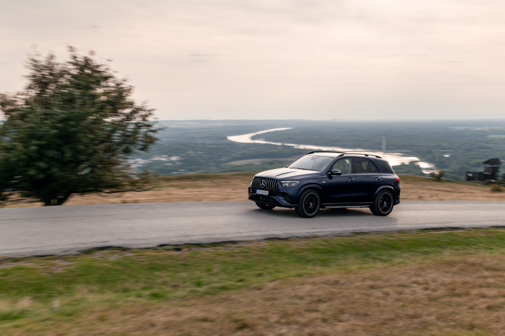 Mercedes-AMG GLE 53 HYBRID 4MATIC+ SUV review